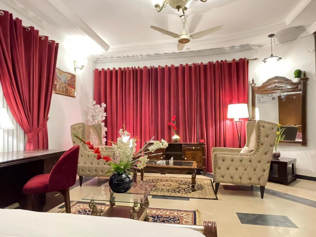Shelton Mellton Lodges راوالبيندي المظهر الخارجي الصورة