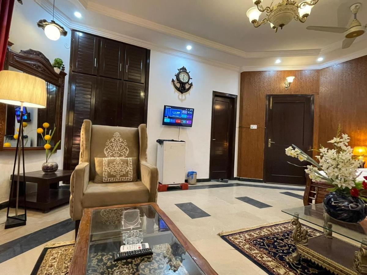 Shelton Mellton Lodges راوالبيندي المظهر الخارجي الصورة